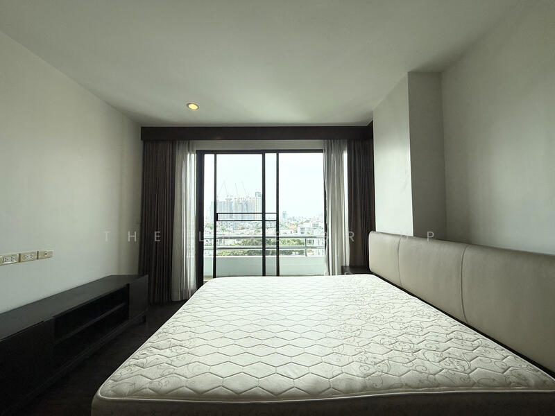 Baan Thai Living Ekkamai, Bangkok, 40 Soi Pridi Banomyong 31, Khlong Tan Nua, Watthana, Bangkok, 2 Bedrooms, 158 sqm, Condo For Rent, by The Luxe Group, 60091044 - DDproperty.com