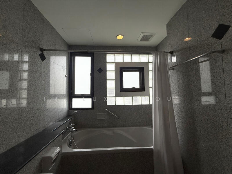 Baan Thai Living Ekkamai, Bangkok, 40 Soi Pridi Banomyong 31, Khlong Tan Nua, Watthana, Bangkok, 2 Bedrooms, 158 sqm, Condo For Rent, by The Luxe Group, 60091044 - DDproperty.com
