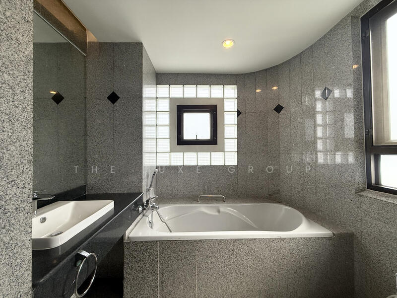 Baan Thai Living Ekkamai : บ้านไทยลิฟวิ่ง เอกมัย, กรุงเทพ, 40 ซอย ปรีดีพนมยงค์ 31, คลองตันเหนือ, วัฒนา, กรุงเทพ, 190 ตร.ม., คอนโด ให้เช่า, โดย The Luxe Group, 60091051 - DDproperty.com