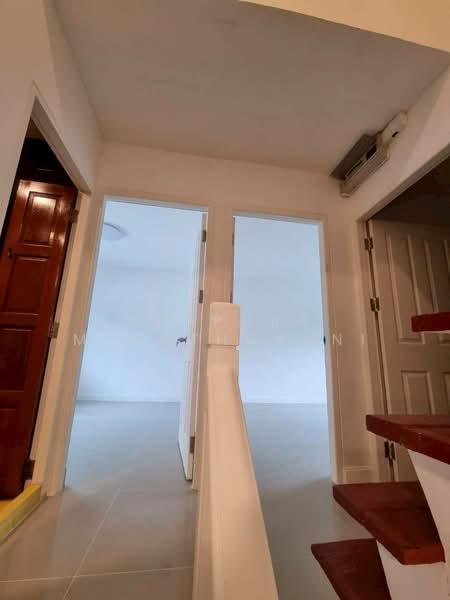 Pruksa Ville 10 Petchkasem-Phutthamonthon Sai 4, Nakhon Pathom, Soi Krathum Lom 19, Phutthamonthon Sai 4 Road, Krathum Lom, Sam Phran, Nakhon Pathom, 3 Bedrooms, 100 sqm, Townhouse For Sale, by Apaporn Muanthorani, 60091239 - DDproperty.com