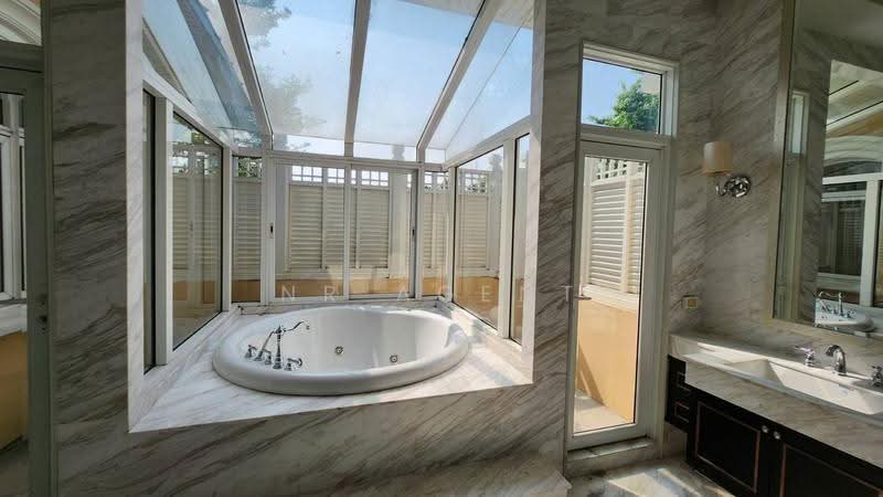 The Royal Residence, Bangkok, Prasert - Manukitch Road, Chorake Bua, Lat Phrao, Bangkok, 3 Bedrooms, 1,019 sqm, Single Detached House For Sale, by NR Agent, 60091912 - DDproperty.com