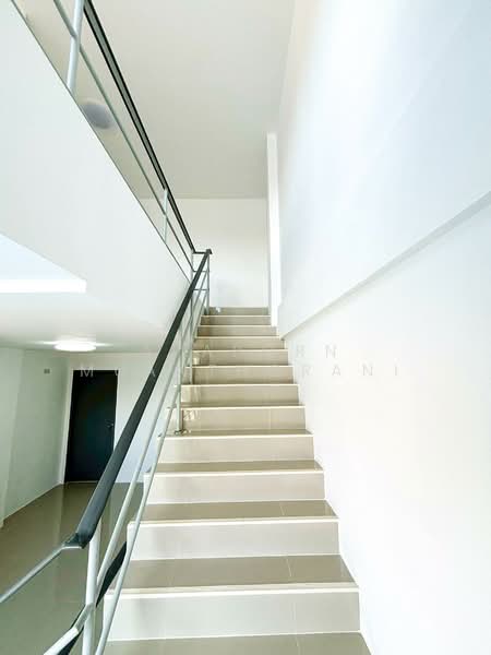 ขาย - ขายทาวน์โฮม 3 ชั้น ต.บางแขม อ.เมือง จ.นครปฐม, นครปฐม