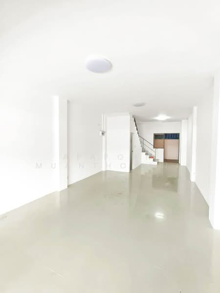 For Sale - ขายทาวน์โฮม 3 ชั้น ต.บางแขม อ.เมือง จ.นครปฐม, Nakhon Pathom