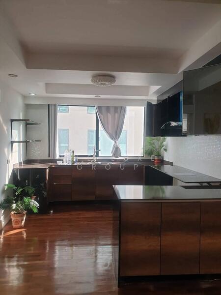 President Park Sukhumvit 24, Bangkok, 99 Sukhumvit 24 Alley, Khlongtoei Nua, Watthana, Bangkok, 3 Bedrooms, 225 sqm, Condo For Rent, by The Luxe Group, 60091928 - DDproperty.com