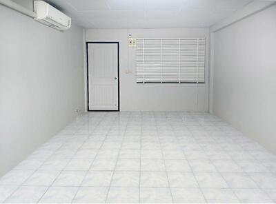 ขาย - Nirun Residence 3 : นิรันดร์ เรสซิเดนซ์ 3, กรุงเทพ