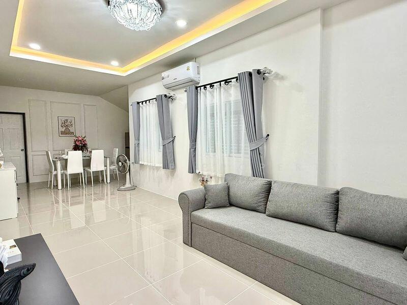 For Sale - Rattanakorn village 3, Chon Buri (Pattaya)