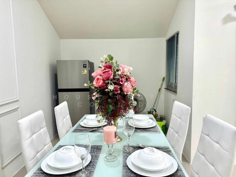 For Sale - Rattanakorn village 3, Chon Buri (Pattaya)