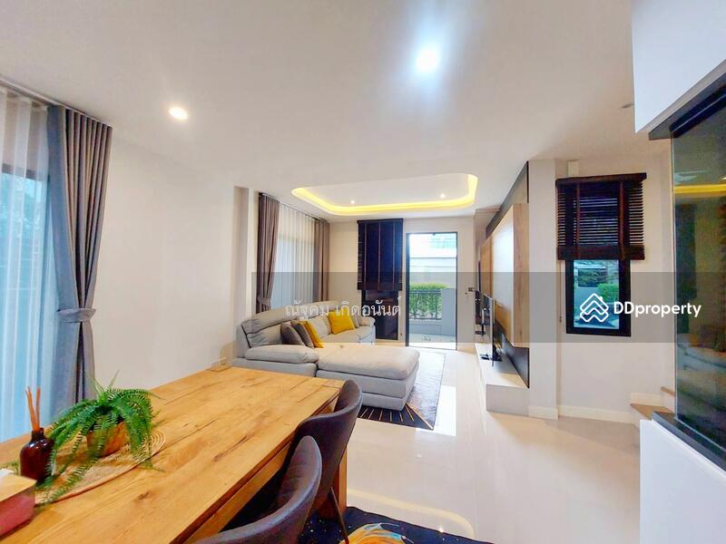 For Sale - Ninya Kallapaphruek, Bangkok