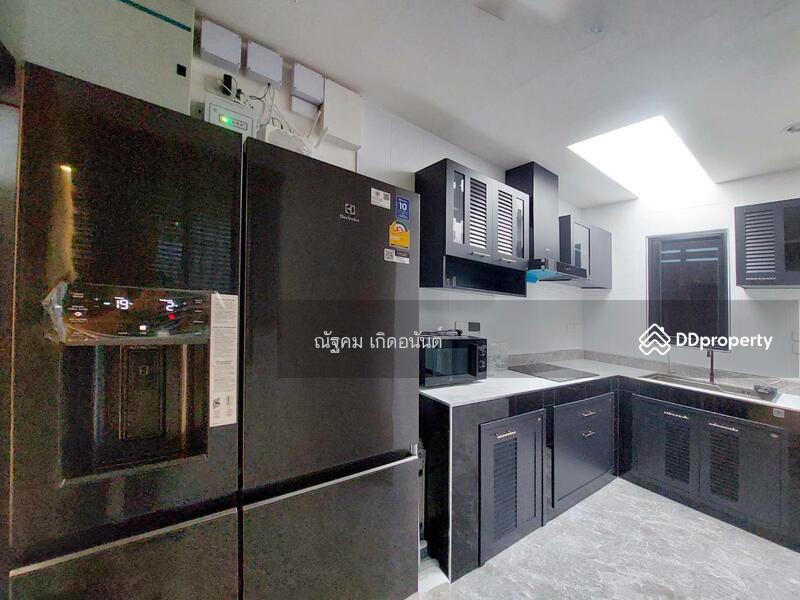 For Sale - Ninya Kallapaphruek, Bangkok