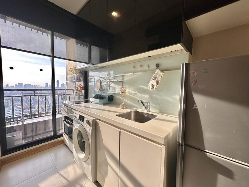 Ivy Ampio, Bangkok, 48 Ratchadaphisek Road, Huai Khwang, Bangkok, Studio, 33 sqm, Condo For Rent, by Keerati Poonchai, 60093115 - DDproperty.com