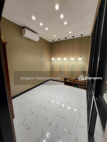 For Sale - Commercial Building, Bangkok