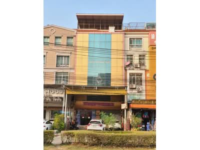 ขาย - อาคารพาณิชย์ 4 ชั้นครึ่ง 2 คูหา ซอยแบริ่ง สุขุมวิท 107 สภาพตึกดีมาก ทำเลค้าขาย แหล่งชุมชน, สมุทรปราการ