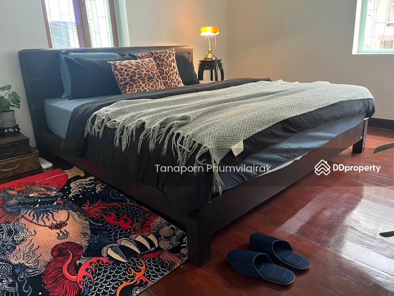 For Rent - Si Phraya, Bangkok