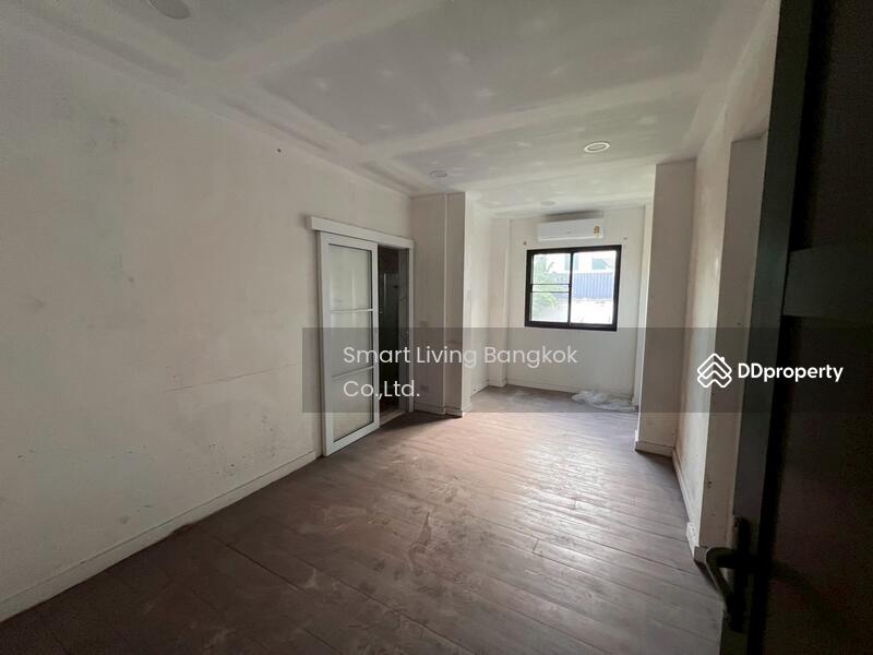 For Sale - Dusit Ratchawat, Bangkok