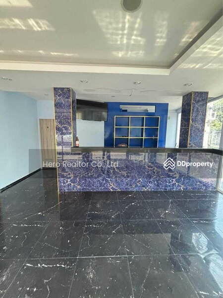 For Rent - Bangkok Retail Sukhumvit BTS Asok MRT Queen Sirikit Convention Center BRE23606, Bangkok