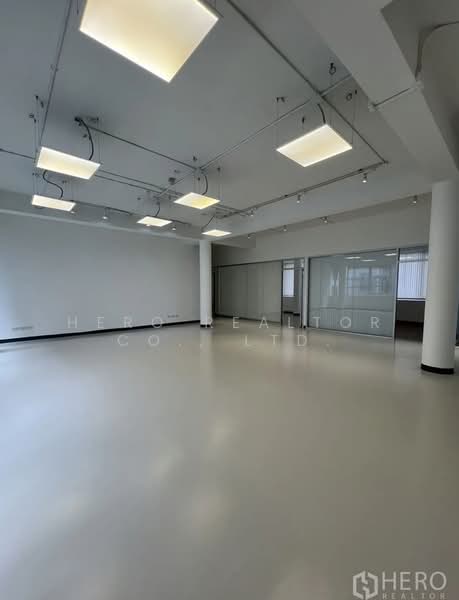 For Rent Bangkok Office Surawong BTS Sala Daeng Bang Rak BRE23006, Bangkok, Si Phraya, Bang Rak, Bangkok, , 237 sqm, Office Space For Rent, by Hero Realtor Co., Ltd., 60095611 - DDproperty.com