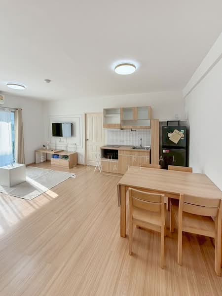 For Sale - A Space Play, Bangkok