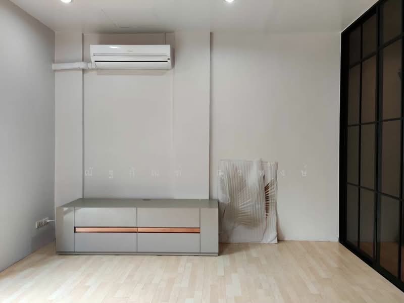 Areeya Mandarina Sukhumvit 77 : อารียา แมนดารีนา สุขุมวิท 77, กรุงเทพ, ถนนสุขุมวิท 77 (อ่อนนุช), สวนหลวง, สวนหลวง, กรุงเทพ, 165 ตร.ม., ทาวน์เฮ้าส์ ให้เช่า, โดย NTG Property House Co.,Ltd., 60095948 - DDproperty.com