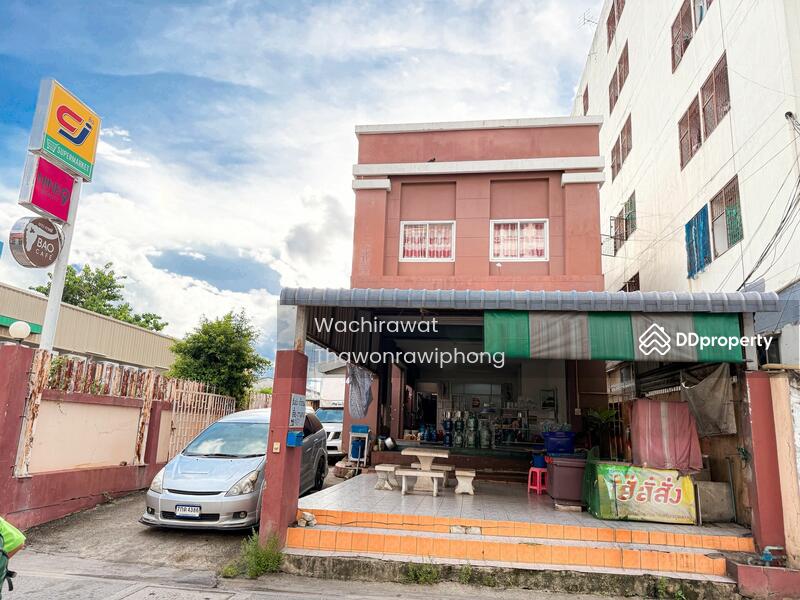 For Sale - Theparak Commercial Building near CJ supermarket, Samut Prakan