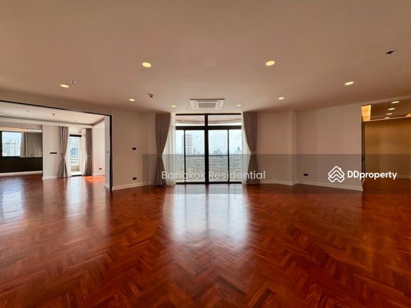 For Rent - Ruamsuk Condominium, Bangkok