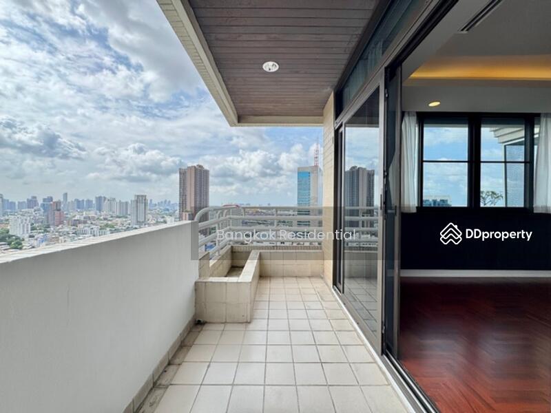 For Rent - Ruamsuk Condominium, Bangkok