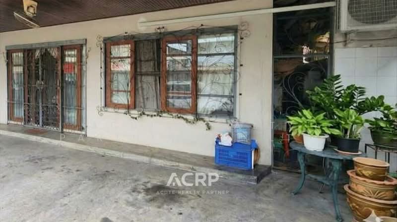 ขาย - ขายทาวน์เฮ้าส์ 3 ชั้น ใจกลางอารีย์ ซอยอารีย์สัมพันธ์ 8 พญาไท ใกล้จุดขึ้น-ลงทางด่วนศรีรัช, กรุงเทพ