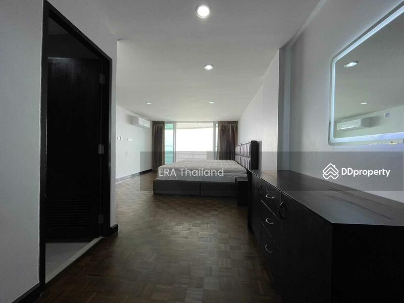 For Sale - Cha-am Royal Beach Condominium, Phetchaburi
