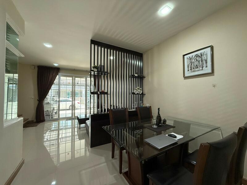 Golden Town Ladprao-Kaset Nawamin, Bangkok, Chorake Bua, Lat Phrao, Bangkok, 5 Bedrooms, 187 sqm, Townhouse For Sale, by กัญญณัช, 60096502 - DDproperty.com