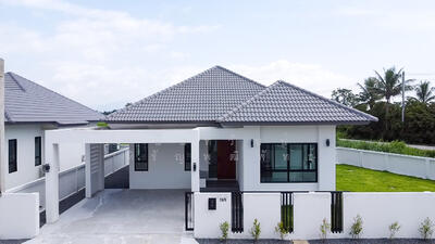 ขาย - ขายบ้าน หางดง บ้านสร้างใหม่ 3 ห้องนอน 85 ตร.ว ใกล้โรงเรียนนานาชาติเกรซ, เชียงใหม่