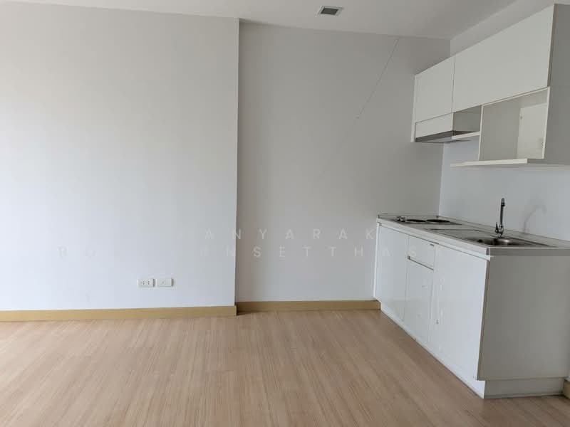 Thru Thonglor, Bangkok, Petchaburi Road, Bang Kapi, Huai Khwang, Bangkok, 1 Bedroom, 36 sqm, Condo For Sale, by Kanyarak Borwornsetthaskul, 60097020 - DDproperty.com