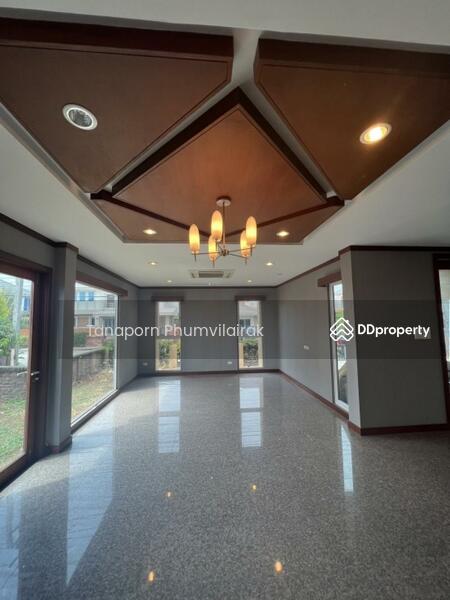 For Rent - 3-Bedroom House, Bangkok