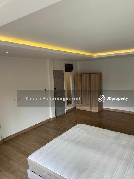 For Rent - 4-Br Townhouse near ARL Ramkhamhaeng (2185024), Bangkok