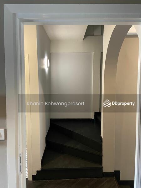 For Rent - 4-Br Townhouse near ARL Ramkhamhaeng (2185024), Bangkok