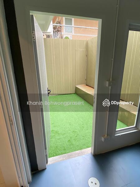 For Rent - 4-Br Townhouse near ARL Ramkhamhaeng (2185024), Bangkok