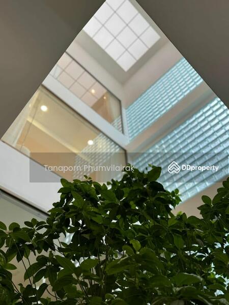 For Rent - 2-Bedroom House, Bangkok