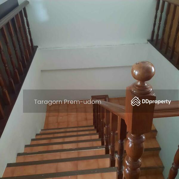 ให้เช่า - ทาวน์เฮาท์ 4-ห้องนอน, กรุงเทพ