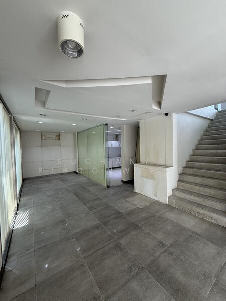 For Rent - House Modern Style For Rent Sukhumwit 50 Open Showroom | Office | Clinic, Bangkok