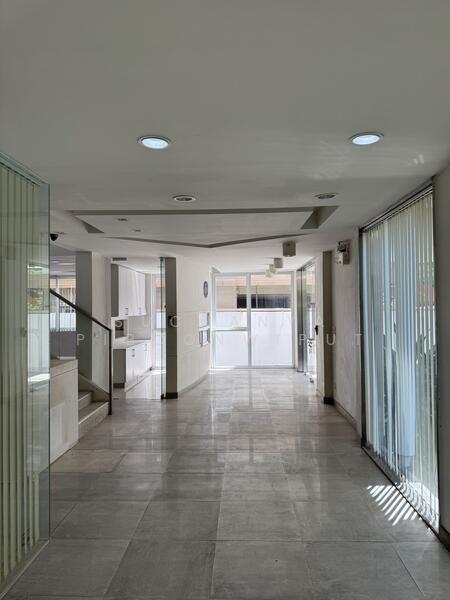 For Rent - House Modern Style For Rent Sukhumwit 50 Open Showroom | Office | Clinic, Bangkok