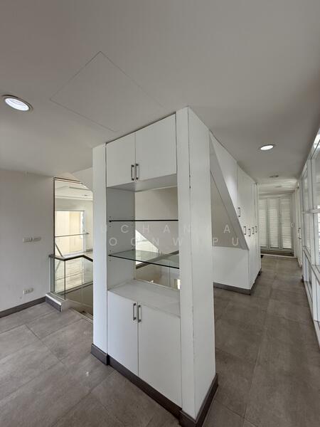 For Rent - House Modern Style For Rent Sukhumwit 50 Open Showroom | Office | Clinic, Bangkok