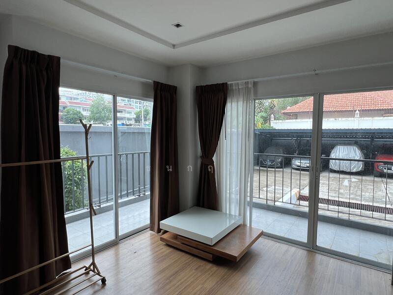 For Sale - The Winner Condominium, Chon Buri (Pattaya)