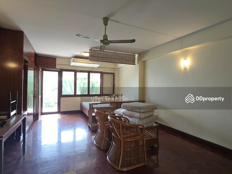 For Rent - Low-rise Apartment big studio Cat allowed big balcony near BTS Ari, Bangkok