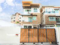 ขาย - Townhouse area Ladprao near MRT Lat Phrao 101, กรุงเทพ