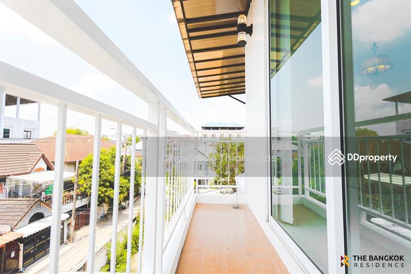 ขาย - Townhouse area Ladprao near MRT Lat Phrao 101, กรุงเทพ