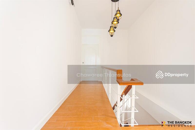 ขาย - Townhouse area Ladprao near MRT Lat Phrao 101, กรุงเทพ