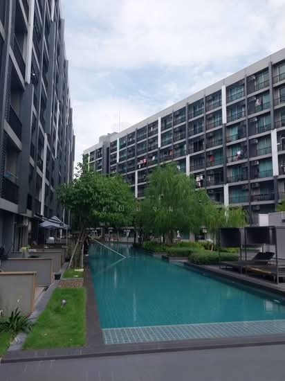 A Space Me Sukhumvit 77 : เอ สเปซ มี สุขุมวิท 77, กรุงเทพ
