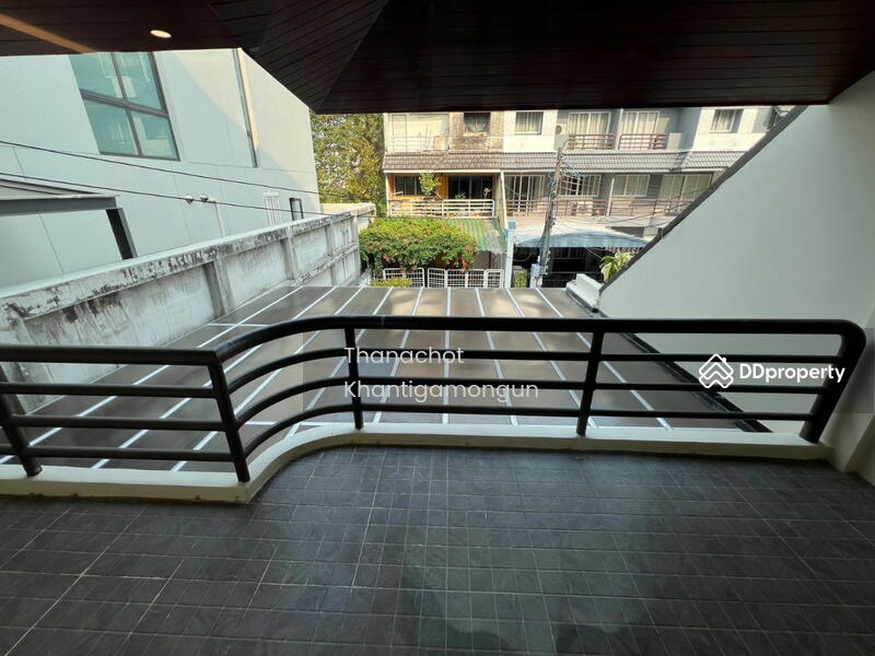 ขาย - Waratorn Ville : หมู่บ้านวราธรวิลล์, กรุงเทพ