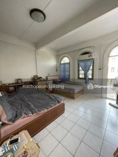 For Sale - 8-Bedroom Townhouse, Bangkok