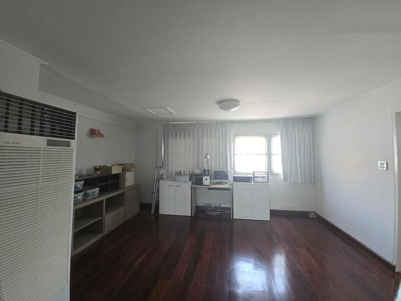 Rare item! บ้านเดี่ยว 2 ชั้น พัฒนาการ61 พื้นไม้สักแท้ Renovate ใหม่ทั้งหลังพร้อมที่จอดรถ 5คัน, กรุงเทพ, พัฒนาการ 61 ซอย 15, ประเวศ, ประเวศ, กรุงเทพ, 338 ตร.ม., บ้านเดี่ยว ขาย, โดย คุณโจ, 60100181 - DDproperty.com