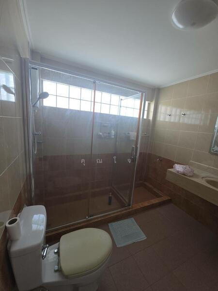 Rare item! บ้านเดี่ยว 2 ชั้น พัฒนาการ61 พื้นไม้สักแท้ Renovate ใหม่ทั้งหลังพร้อมที่จอดรถ 5คัน, Bangkok, พัฒนาการ 61 ซอย 15, Prawet, Prawet, Bangkok, 5 Bedrooms, 338 sqm, Single Detached House For Sale, by คุณโจ, 60100181 - DDproperty.com