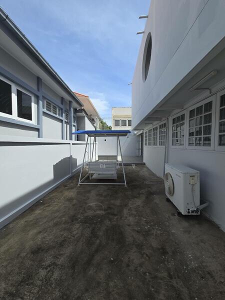 Rare item! บ้านเดี่ยว 2 ชั้น พัฒนาการ61 พื้นไม้สักแท้ Renovate ใหม่ทั้งหลังพร้อมที่จอดรถ 5คัน, Bangkok, พัฒนาการ 61 ซอย 15, Prawet, Prawet, Bangkok, 5 Bedrooms, 338 sqm, Single Detached House For Sale, by คุณโจ, 60100181 - DDproperty.com